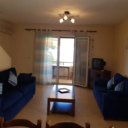 בית נופש Corfu Maisonette 61 גליפאדה